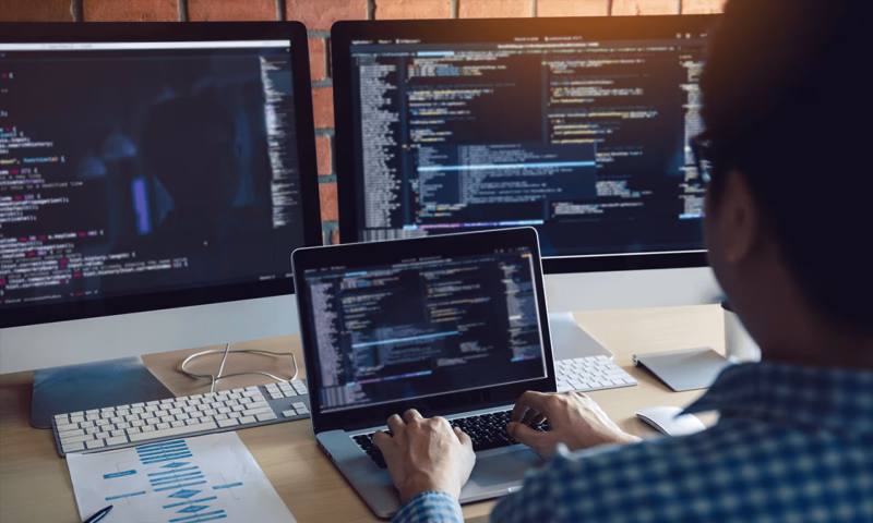 数据科学选型：R与Python如何赋能乐清市网站建设？